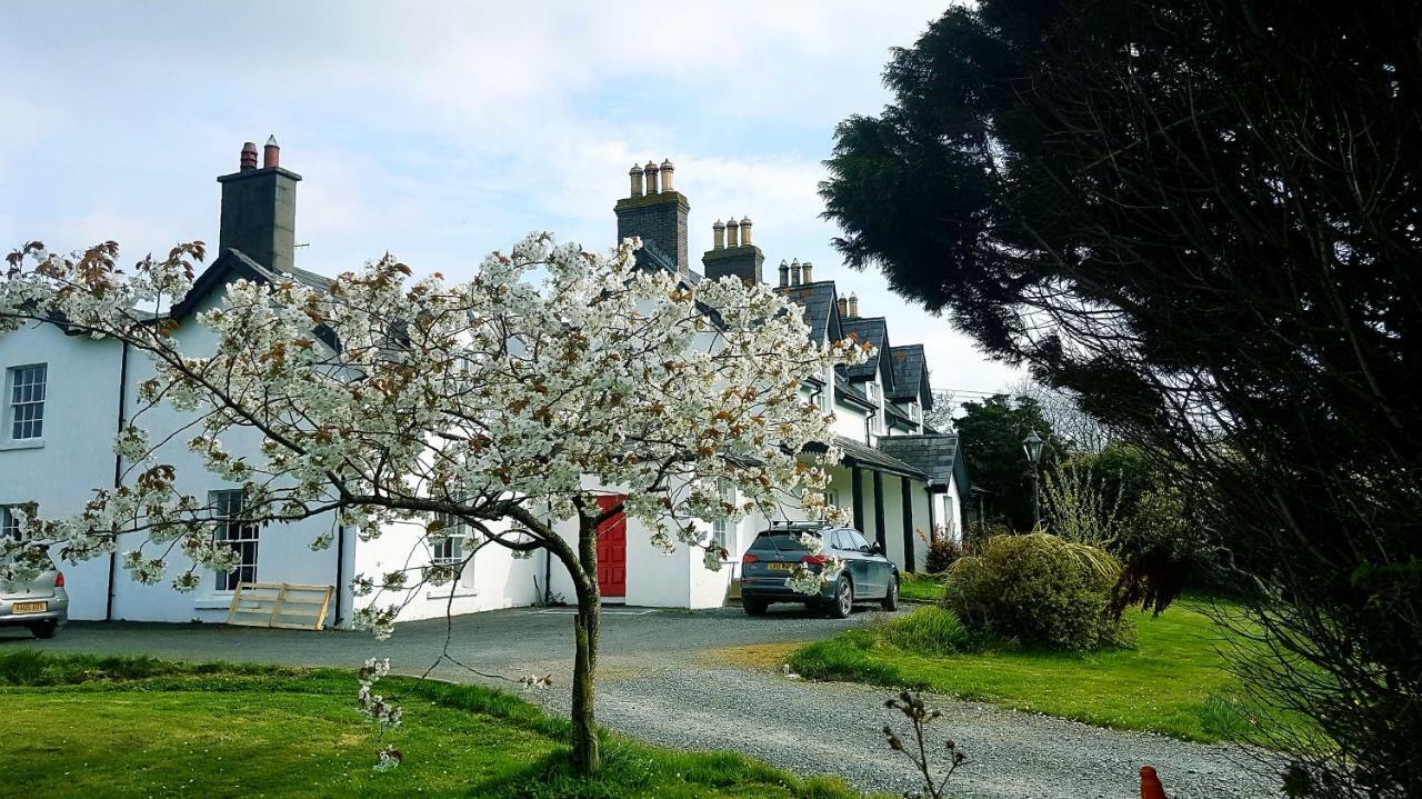 Bryansford Cottage Экстерьер фото
